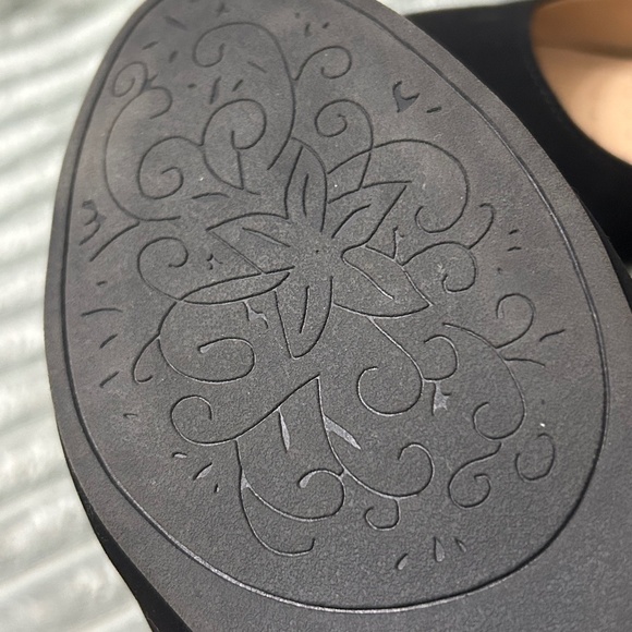 Black Suede Kitten Heels With Adjustable Buckle - Picture 8 of 11